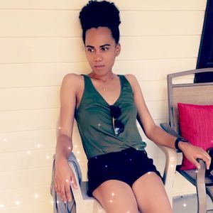 Meet your Posher, Tiarah